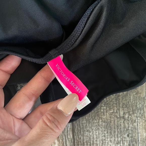 🌟VICTORIA 🌟SECRET SEXY 🌟CUT OUT BLACK BIKINI, LARGE - Picture 8 of 10